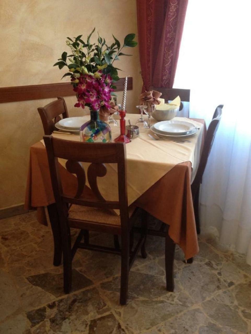 Hotel La Milanese ピエトラ・リーグレ エクステリア 写真