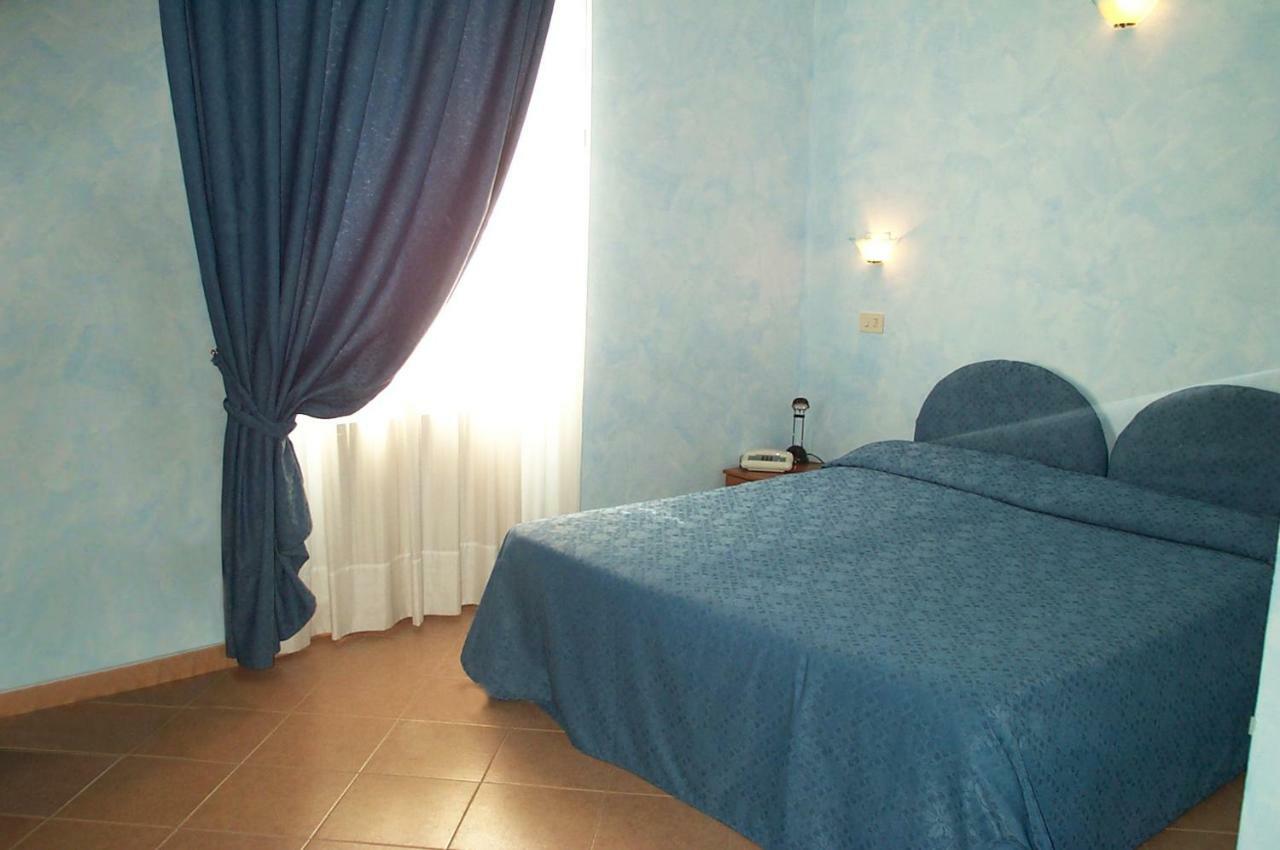 Hotel La Milanese ピエトラ・リーグレ エクステリア 写真